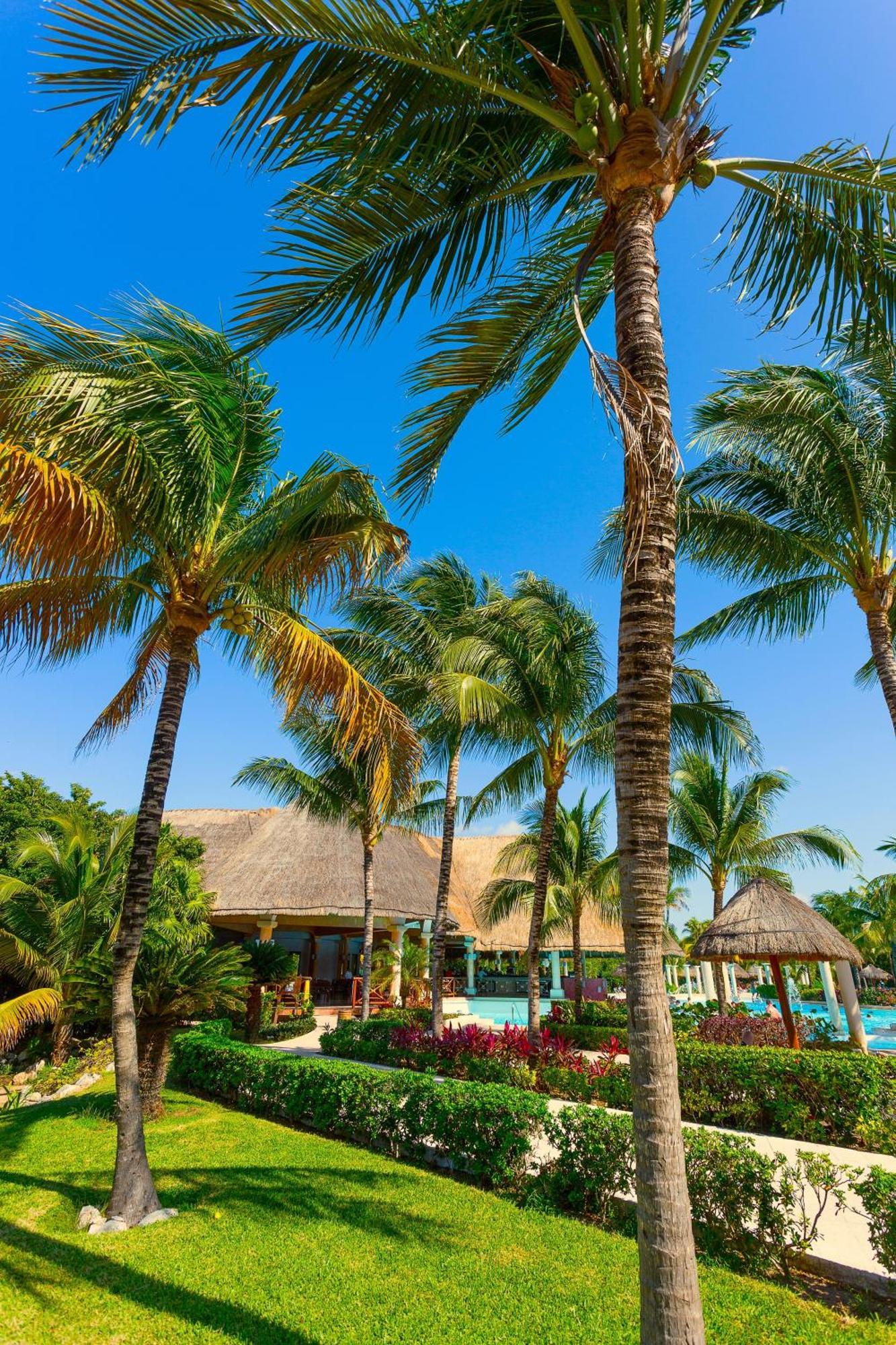 Grand Palladium Kantenah Resort & Spa Akumal Exterior photo