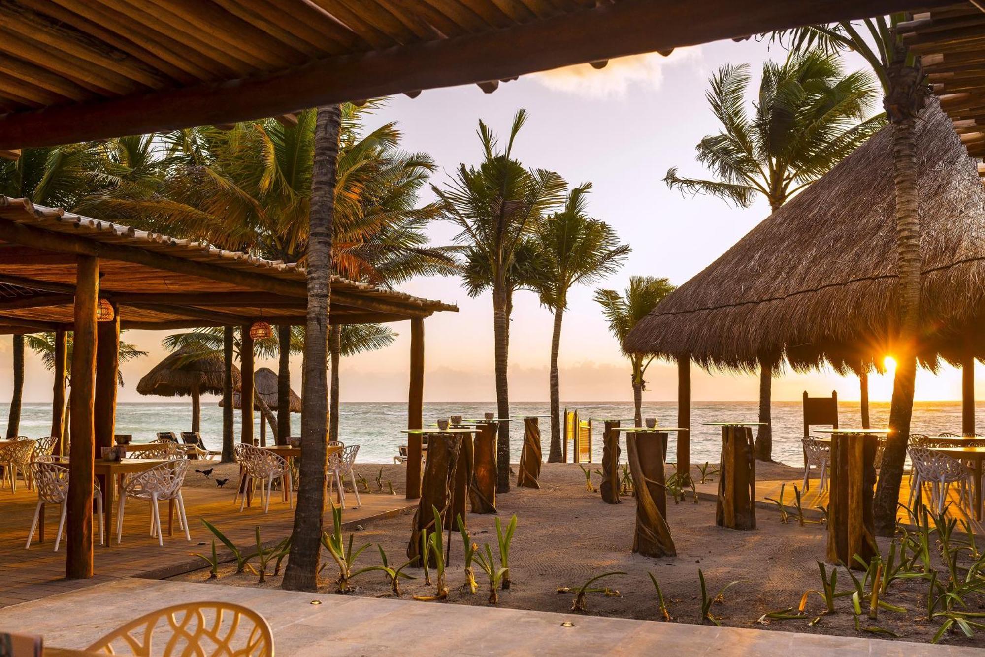 Grand Palladium Kantenah Resort & Spa Akumal Exterior photo